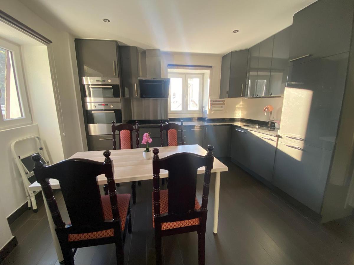 Today Appartement Famille Chippis Exterior photo