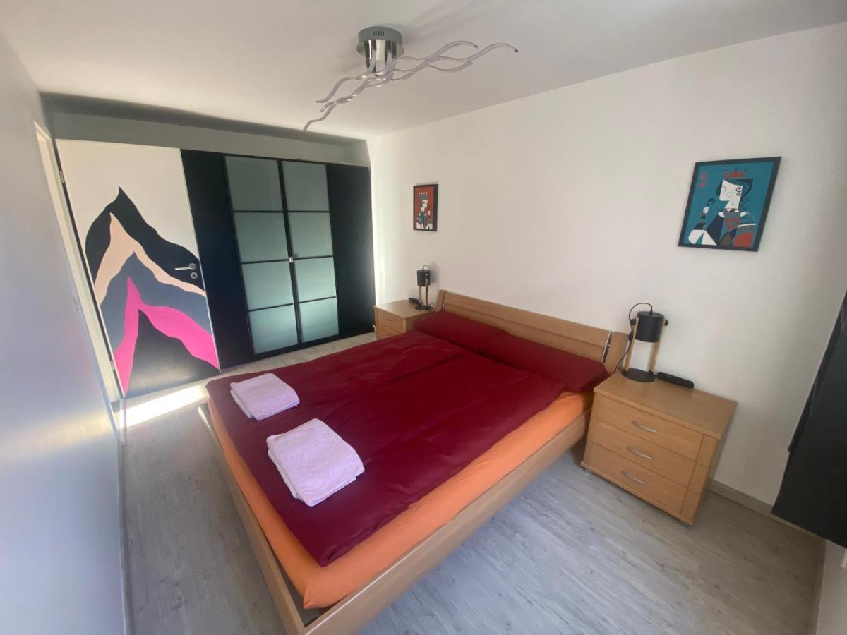 Today Appartement Famille Chippis Exterior photo