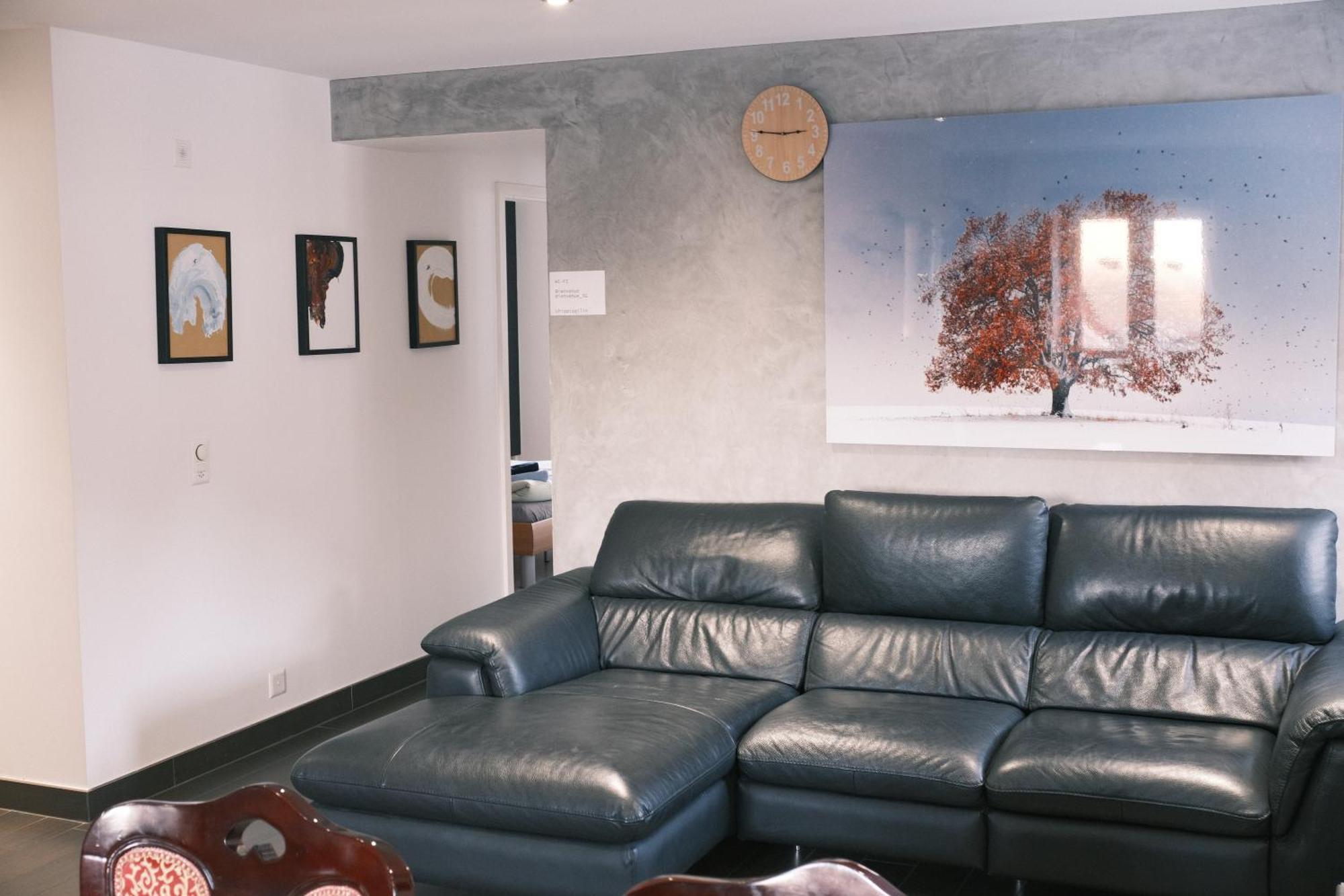 Today Appartement Famille Chippis Exterior photo